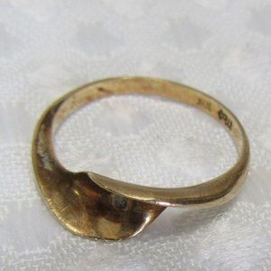10K Gold Ring AS IS Firm Price